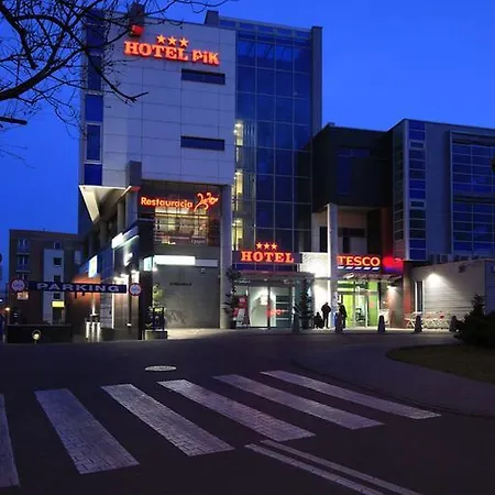 Отель Pik 3*