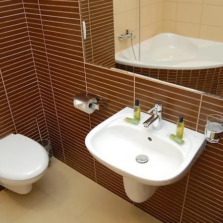 Pik Ξενοδοχείο 3*